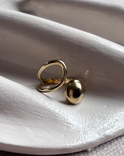 Pierścionek ze stali chirurgicznej platerowany 14k złotem